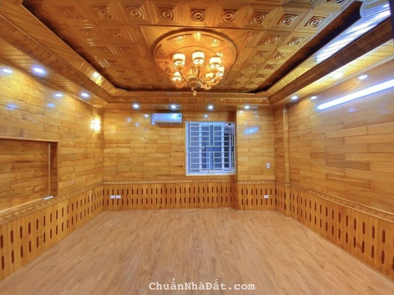 Bán Nhà Ngõ 58 Nguyễn Khánh Toàn, Cầu Giấy, Phân Lô, Gần Ô tô, Giá Nhỉnh 5 tỷ