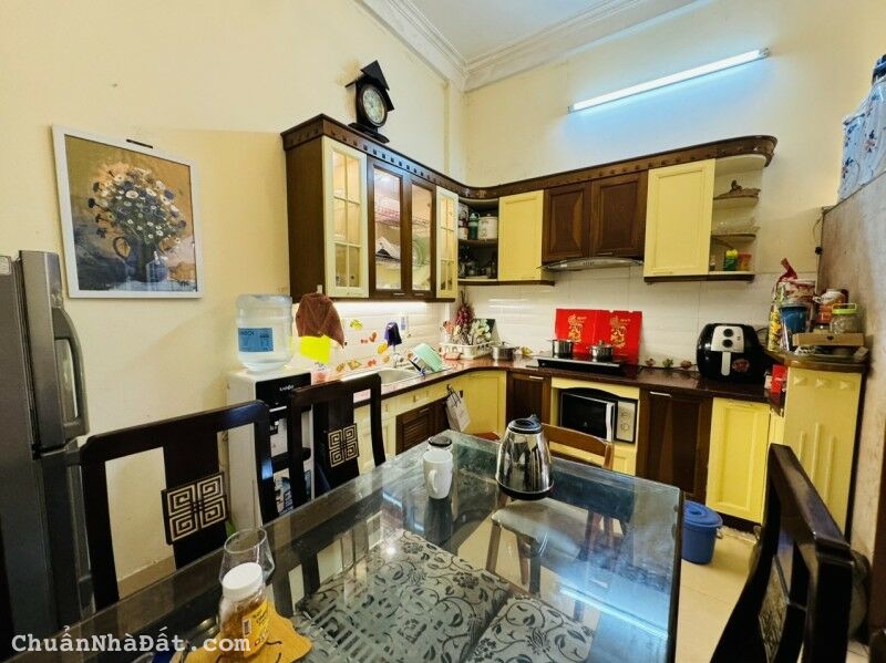 Bán Gấp Nhà Đẹp Ở Ngay Đủ Nội thất Phố Tứ Liên, Tây Hồ_47m2, Giá Nhỉnh 5 tỷ