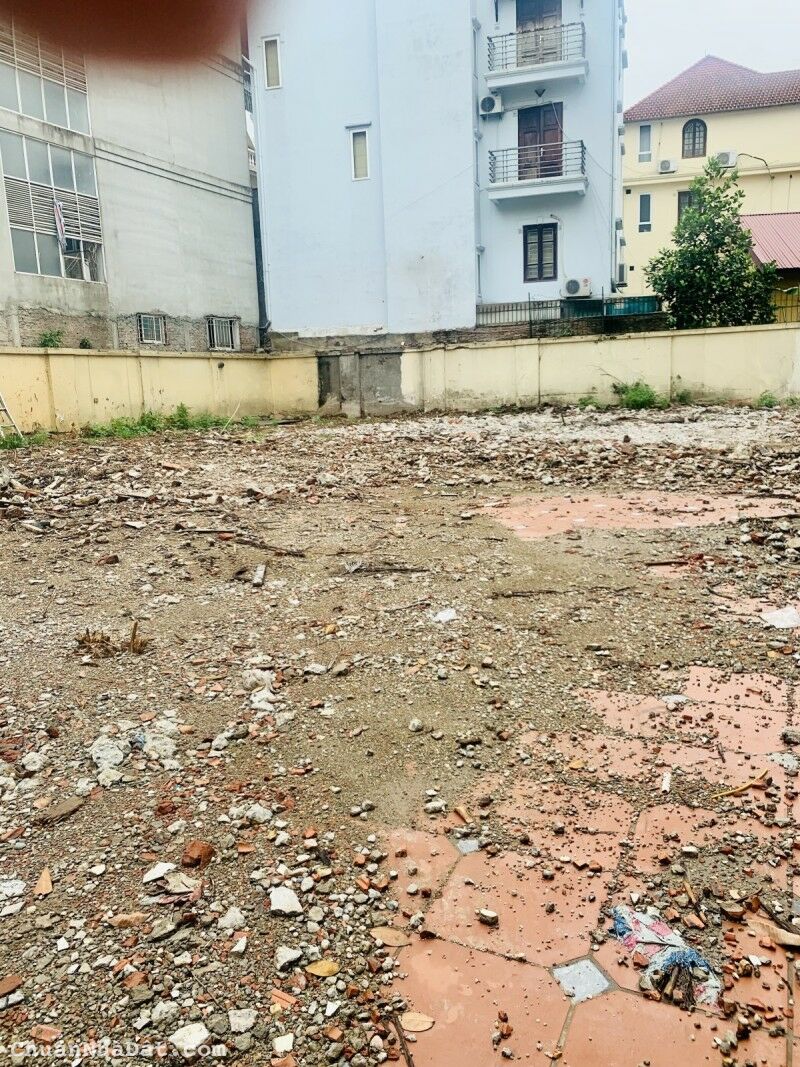 Bán Gấp 460m2 Đất Phố Quảng Khánh, Tây Hồ_MẶT NGÕ Ôtô_SÁT HỒ_MT19m, Nhỉnh 300 triệu/m2