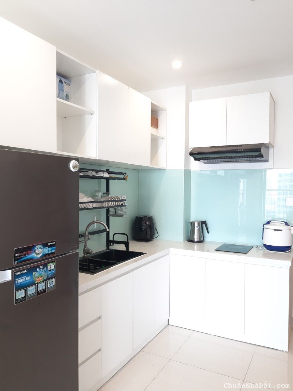 Bán căn hộ 2PN full nội thất, có sổng hồng tại Vinhomes Quận 9 chỉ 2,3 tỷ bao thuế phí Bán căn hộ 2PN full nội thất, có sổng hồng tại Vinhomes Quận 9 chỉ 2,3 tỷ bao thuế phí