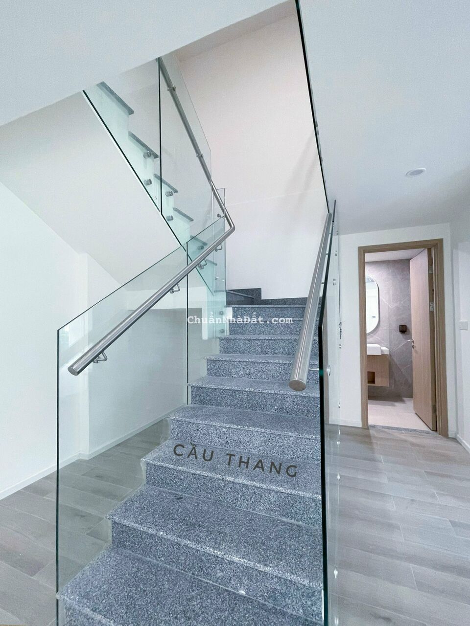 Cho thuê Dupex Lumier 4 phòng ngủ, có máy lạnh Tại Vinhomes Grand Park Quận 9 chỉ 25 triệu/ tháng Cho thuê Dupex Lumier 4 phòng ngủ, có máy lạnh Tại Vinhomes Grand Park Quận 9 chỉ 25 triệu/ tháng