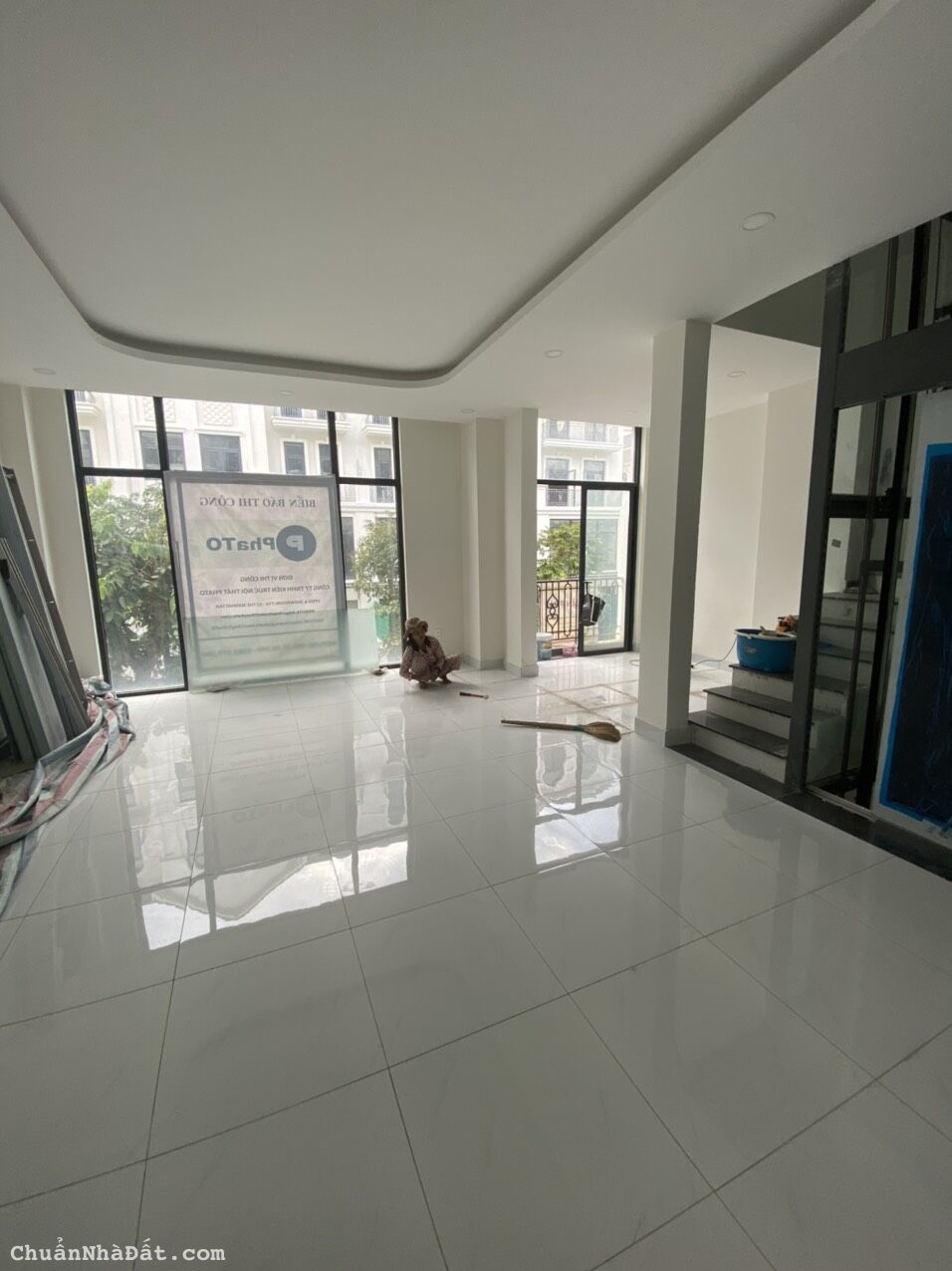 Cho thuê nhà phố 84m2 hoàn thiện có thang máy 22 triệu/ tháng tại Vinhomes Quận 9 Cho thuê nhà phố 84m2 hoàn thiện có thang máy 22 triệu/ tháng tại Vinhomes Quận 9