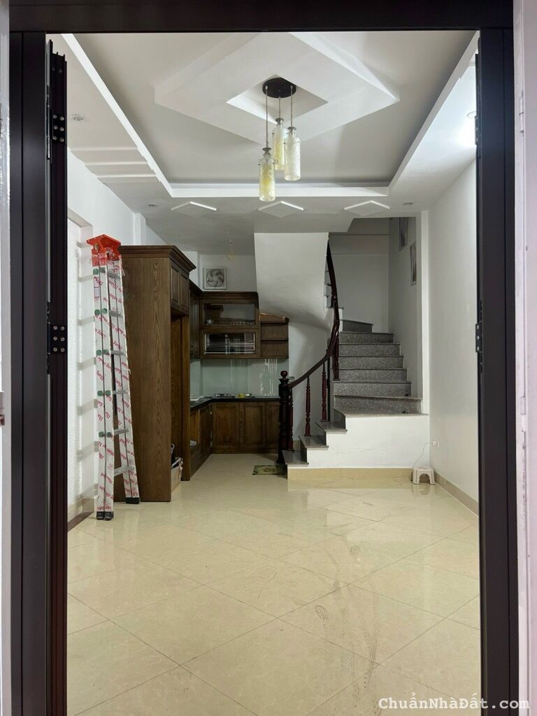 Bán nhà Nam Dư, Hoàng Mai gần ôtô tránh thông rộng, 35m2x4 tầng, mặt tiền 3.8m, 4.35 tỷ.