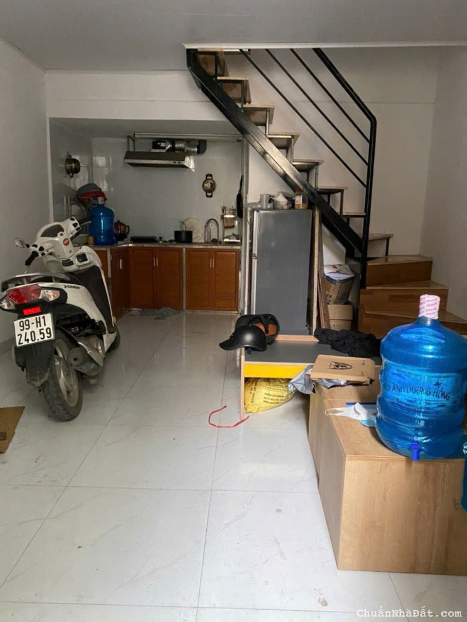 Nhà Lĩnh Nam, Hoàng Mai 30m2x3 tầng, gần phố - ngõ rộng, 3.55 tỷ.