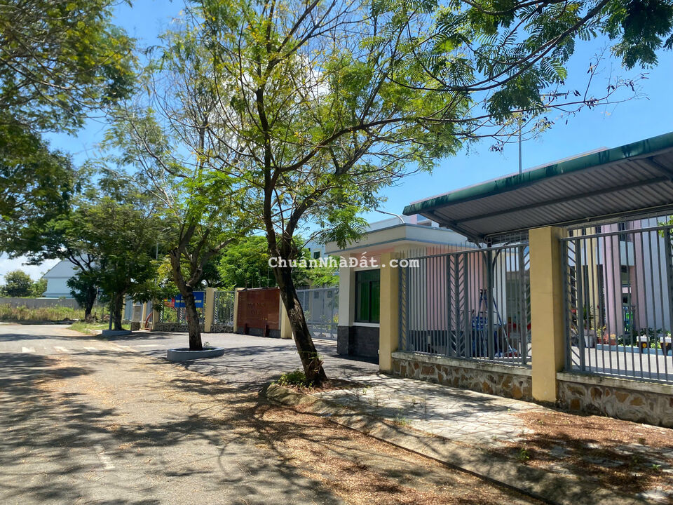 Biệt thự Kế Đông Tăng Long 8x36 450m2 SD KDC Đại Học Mở Tam Đa, Yên Tĩnh, Gần Sông Mát Mẻ