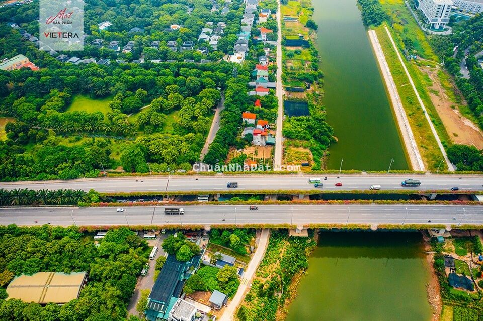 Từ 1.380 tỷ sở hữu tổ ấm mơ ước tại trung tâm Long Biên. 2PN 2VS full đồ mới + sẵn sổ Từ 1.380 tỷ sở hữu tổ ấm mơ ước tại trung tâm Long Biên. 2PN 2VS full đồ mới + sẵn sổ