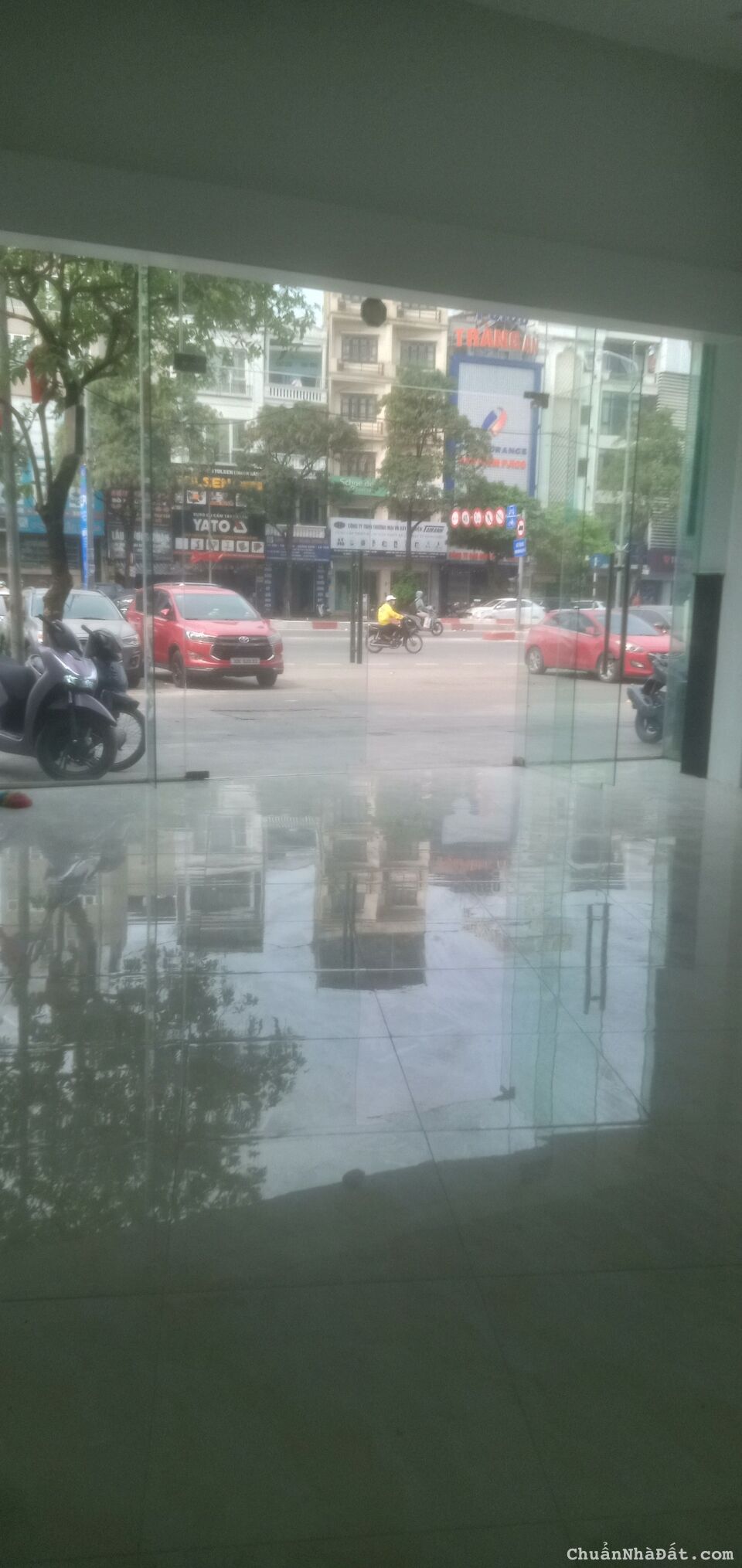 Cho thuê nhà mặt phố số 287 phố Trần Khát Chân, quận Hai Bà Trưng. Cho thuê nhà mặt phố số 287 phố Trần Khát Chân, quận Hai Bà Trưng.