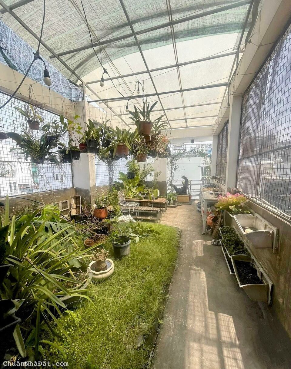 HẺM XE HƠI ĐƯỜNG GÒ CÁT - NHÀ MỚI ĐẸP VÀO Ở NGAY - 3 TẦNG HẺM XE HƠI ĐƯỜNG GÒ CÁT - NHÀ MỚI ĐẸP VÀO Ở NGAY - 3 TẦNG