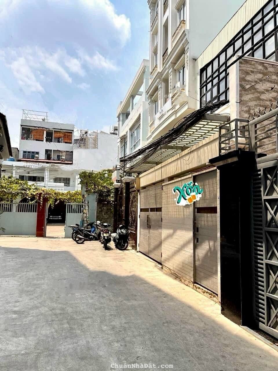 Chủ cần tiền giảm ngay 600Tr - Giá Chào mới 11,3 Tỷ nhà 4 lầu ĐXH Chủ cần tiền giảm ngay 600Tr - Giá Chào mới 11,3 Tỷ nhà 4 lầu ĐXH