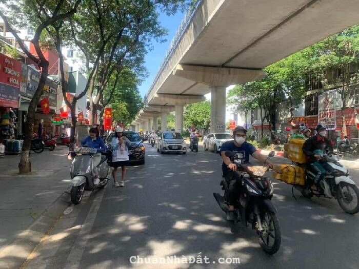 BÁN NHÀ XUÂN THỦY, SIÊU DÒNG TIỀN, 38M2, 4 TẦNG, 6.85 tỷ.