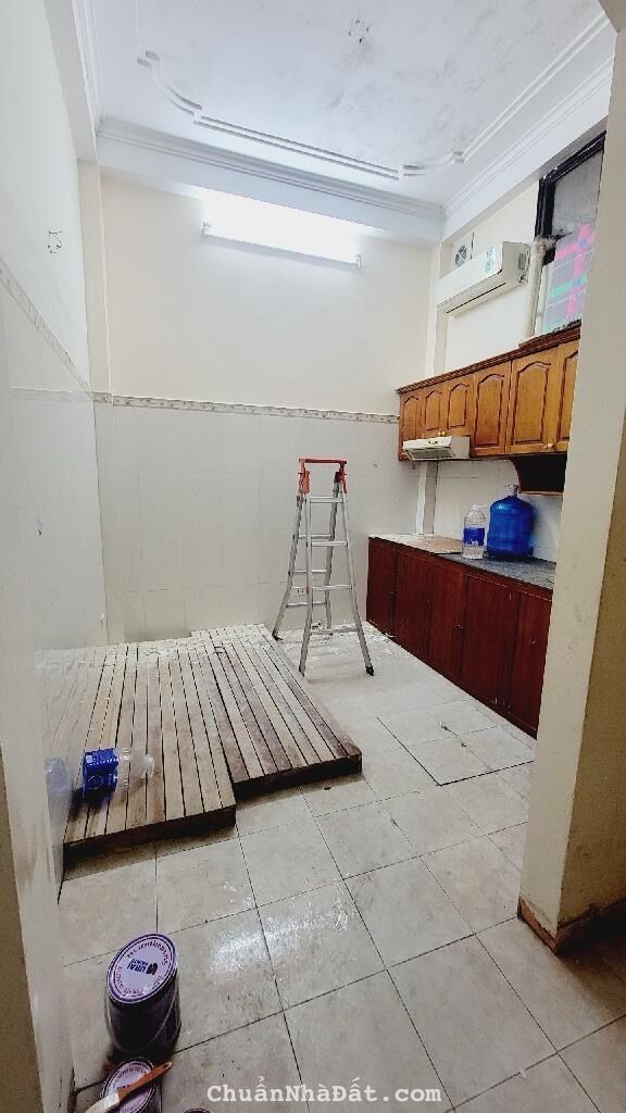 Bán nhà phố Trần Thái Tông, Cầu Giấy, 4 tầng, 35m2, 4,98 tỷ