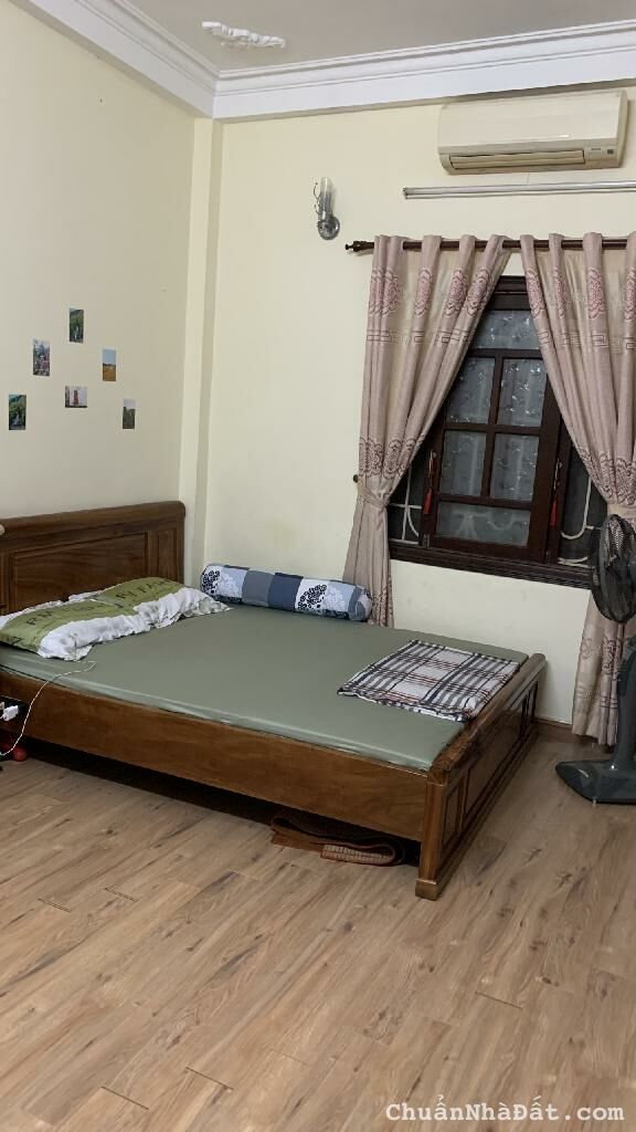 Nhà hiếm phố Trần Thái Tông, Cầu Giấy, nhà xây chắc chắn, 60m2, 8.9 tỷ