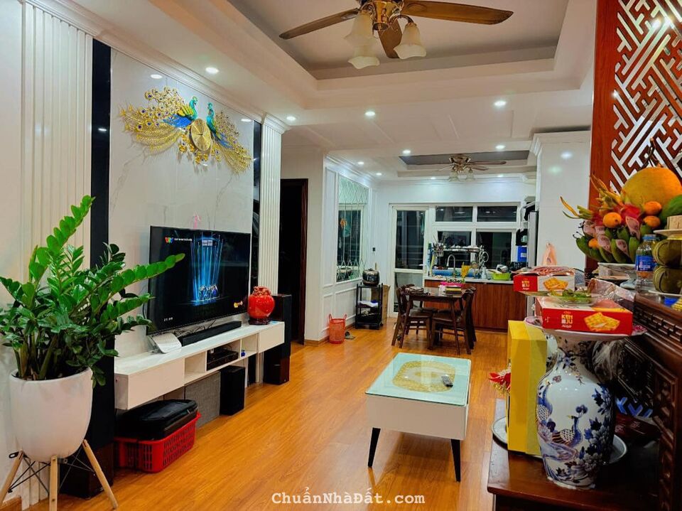 Tôi cần bán căn hộ chung cư 3PN khu đô thị Kim Văn Kim Lũ