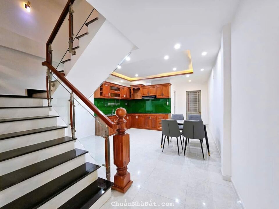 Tôi cân bán nhà 3 tầng mặt tiền 5m5 Phan Phu Tiên , Quận Thanh Khê ⭐⭐⭐⭐⭐⭐ 