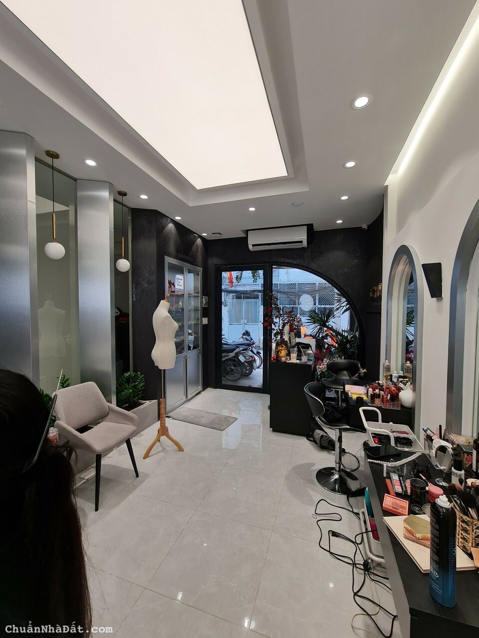 Nhà HXH Nguyễn Văn Trỗi P11PN. 42m2. 4PN WC. full kết cấu 5 tầng. Giá 30 triệu. 0908213105 Nhân 