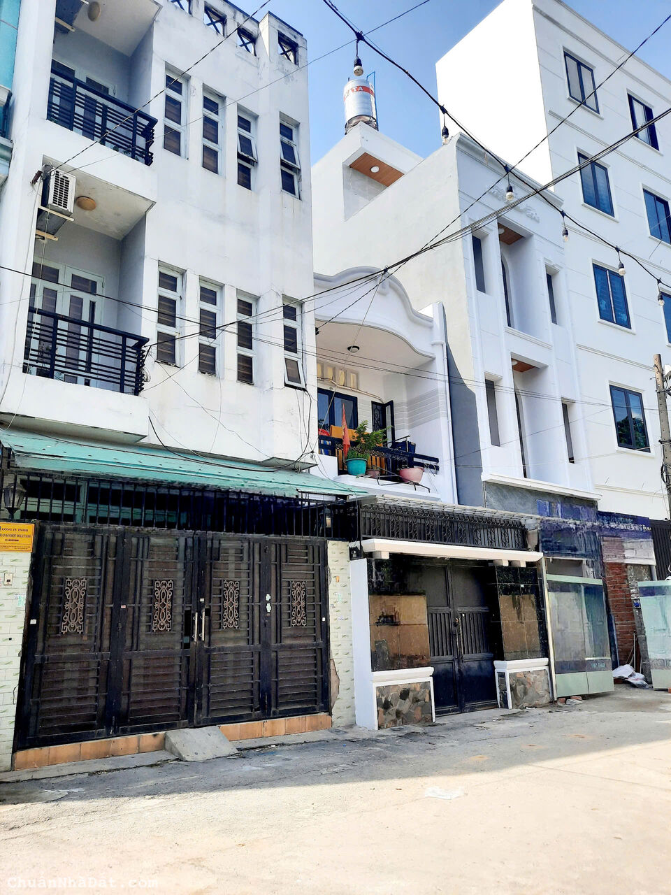 BÁN NHÀ ĐƯỜNG XE TẢI 2 TẦNG 60M2 -  GẦN AEON TÂN PHÚ-  Q. TÂN PHÚ - GIÁ 6.1 TỶ 