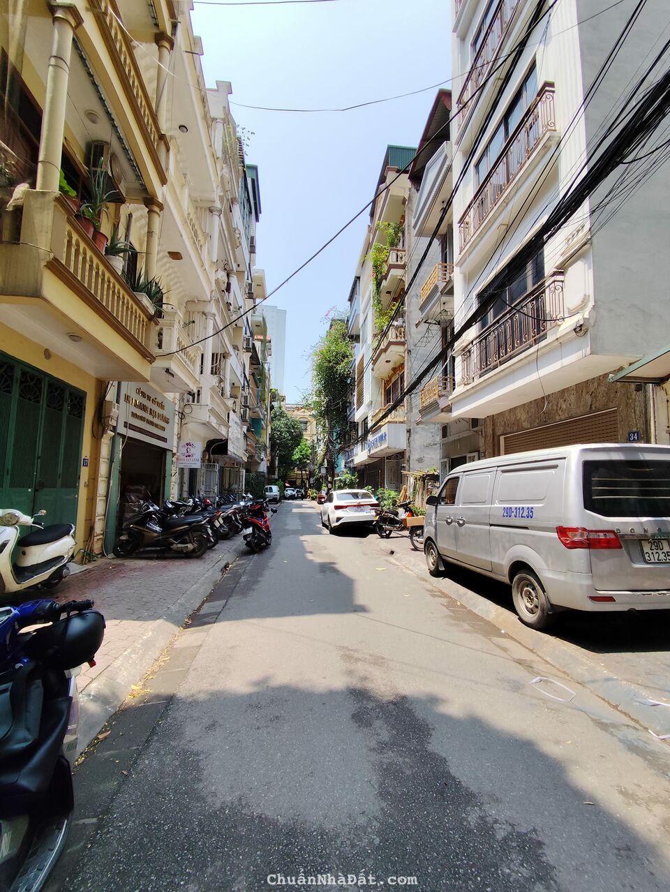 Phân lô Mạc Thái Tổ, vỉa hè, ô tô tránh đỗ, 60m2 giá chỉ nhỉnh 20 tỷ