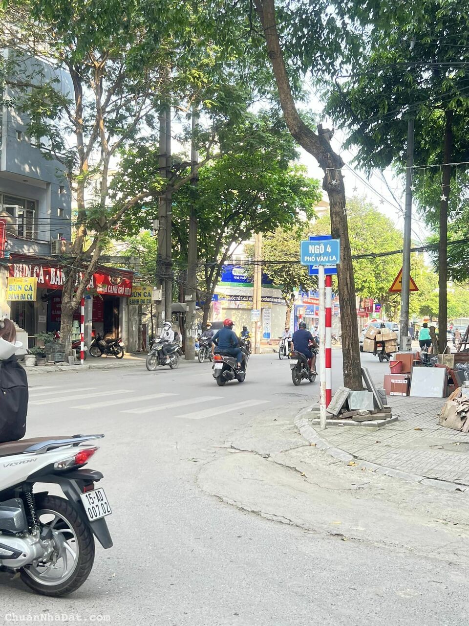 Mặt phố Văn La Hà Đông 50m2, vỉa hè, ô tô tránh đỗ, kinh doanh, giá chỉ 13.4 tỷ