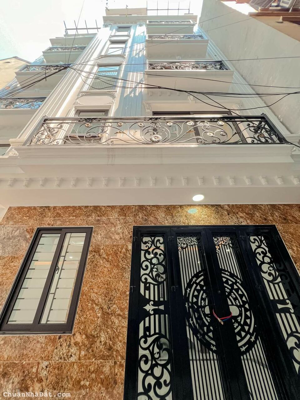 Phân lô Hoàng Đạo Thành, ô tô, 6 tầng thang máy 45m2, giá chỉ nhỉnh 10 tỷ 