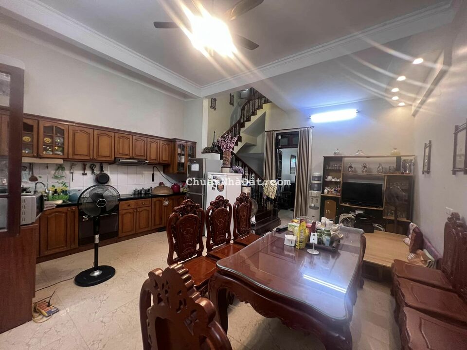 ??? RẤT ĐẸP! BIỆT THỰ CẦU GIẤY 2 THOÁNG Ô TÔ 7 CHỖ VÀO NHÀ,SẴN Ô CHỜ THANG MÁY 110m2 MT 6.8m, 25 tỷ