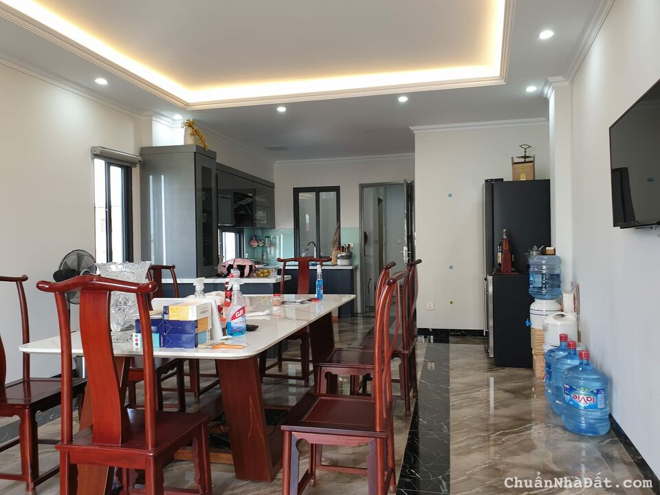 ĐẲNG CẤP! MẶT PHỐ THỊNH QUANG GARA Ô TÔ 2 THOÁNG KINH DOANH Ở SƯỚNG 70m2 9T , MT 4.5m SỔ ĐẸP 22 TỶ8