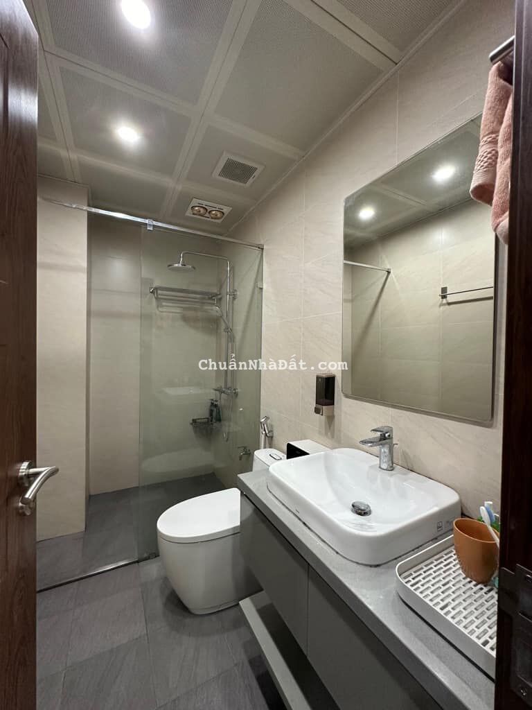 1 NHÀ RA MẶT PHỐ PHẠM TUẤN TÀI VỈA HÈ GARA Ô TÔ TRÁNH THANG MÁY KINH DOANH ĐA DANG 60m2 x 7T MT 5m