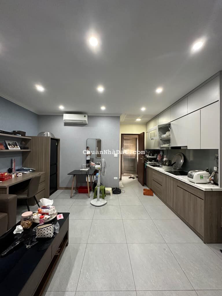 1 NHÀ RA MẶT PHỐ PHẠM TUẤN TÀI VỈA HÈ GARA Ô TÔ TRÁNH THANG MÁY KINH DOANH ĐA DANG 60m2 x 7T MT 5m