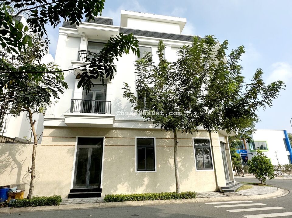  Em Chủ Bán Nhà Căn Góc 2MT 4Tầng - Trong KDC Central Hills - Tọa Lạc Huyện Bến Lức - LA 
