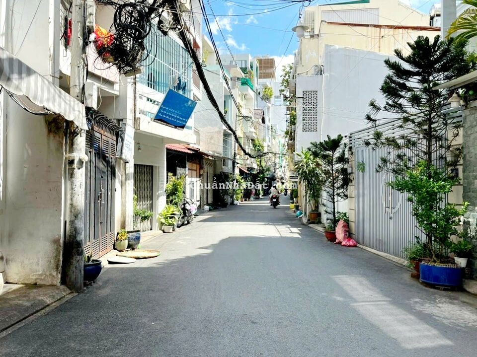 🌹NHÀ HẺM XE TẢI, Khu VIP Huỳnh Văn Bánh,Phường 14, Phú Nhuận 👉🏻 Vị Trí : Huỳnh Văn Bánh, PN 