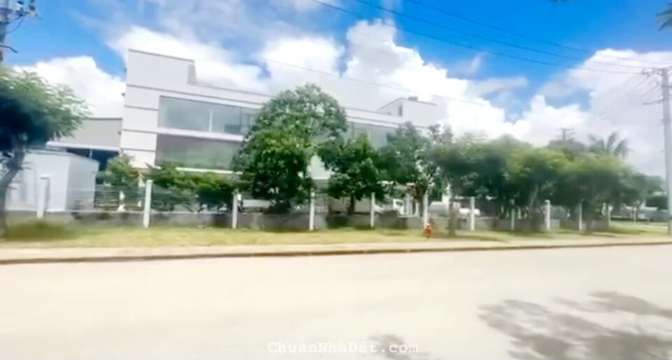 🍀Cần Bán Gấp Đất + Nhà Xưởng 5353 m²  👉 Nhà Xưởng Mới Xây 3000m² 💸 Giảm Mạnh 4Tỷ Còn 35Tỷ TL 