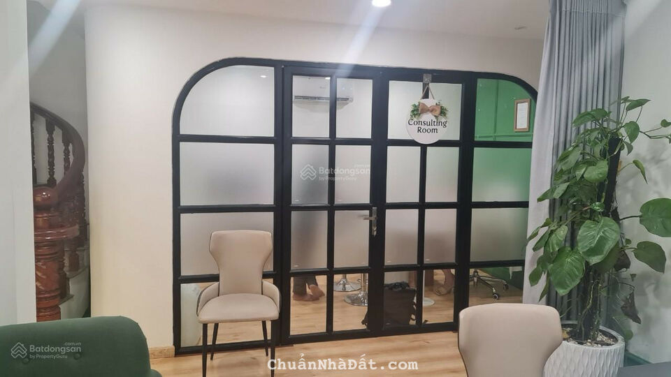 Cho thuê nhà mặt tiền đường Hoa Lan, Phường 2, Phú Nhuận. (8m x 16m + 5 lầu) Cho thuê nhà mặt tiền đường Hoa Lan, Phường 2, Phú Nhuận. (8m x 16m + 5 lầu)