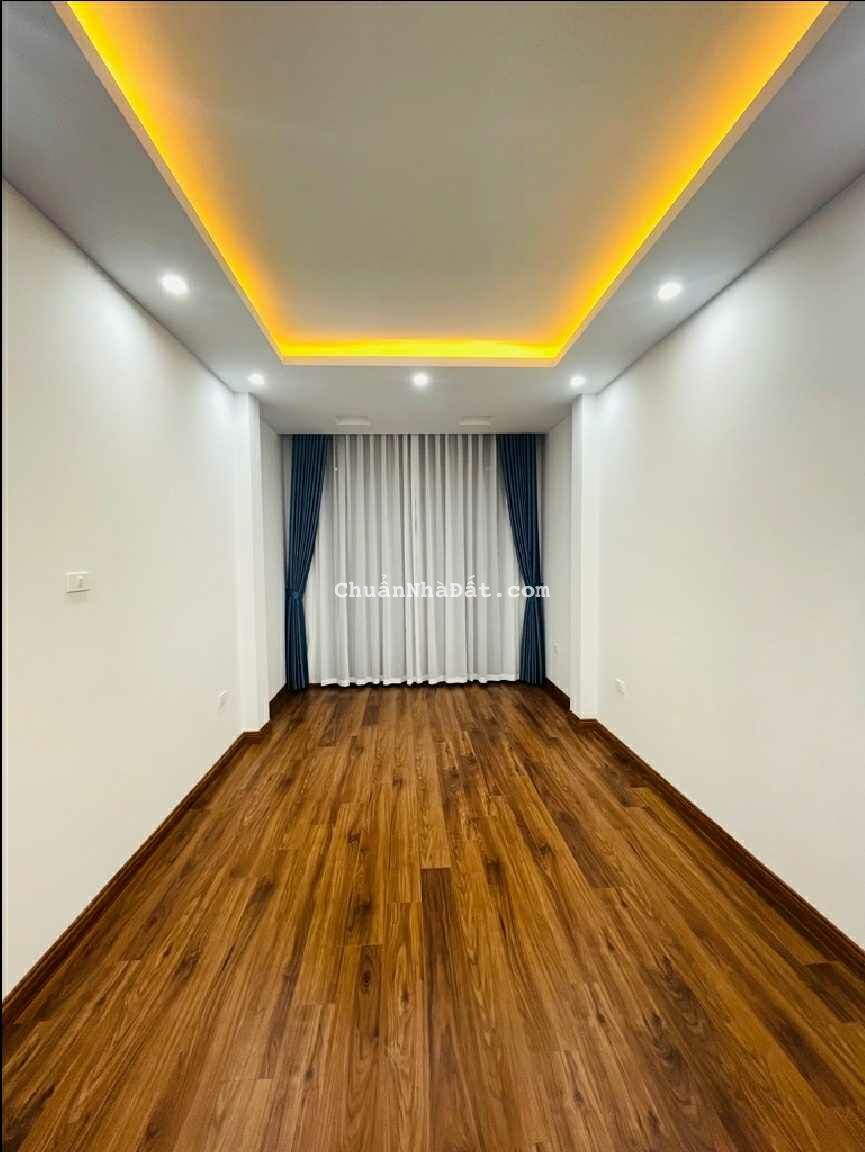 Chung cư cao tầng 2 ngủ, 1 vs, giá 4.1 tỷ