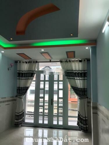 Sang căn nhà KDC Tân Đức - Tỉnh lộ 10 - 125m2, 1 trệt 1 lầu, giá 1.95 tỷ - SHR