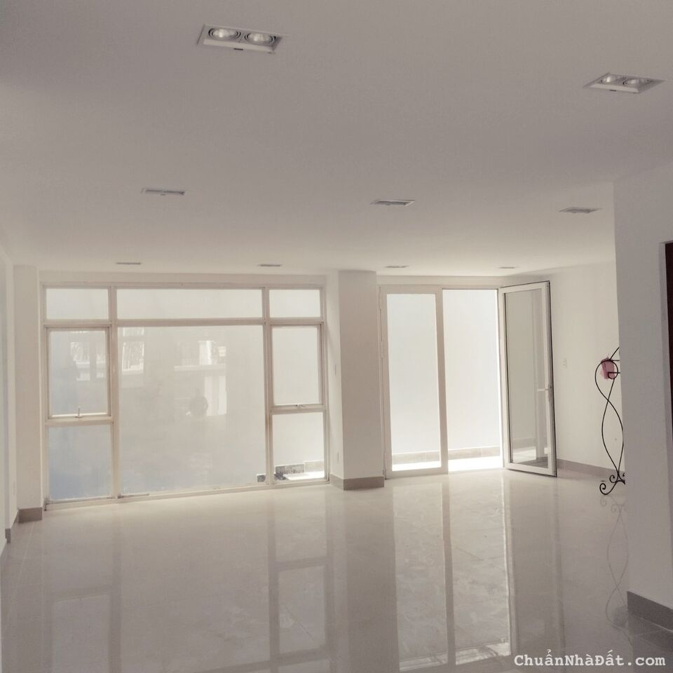 Cho Thuê Tòa Nhà Mặt Tiền 177 Hoa Lan, P2, Q. Phú Nhuận ( 8x18 ) Hầm 5 Lầu