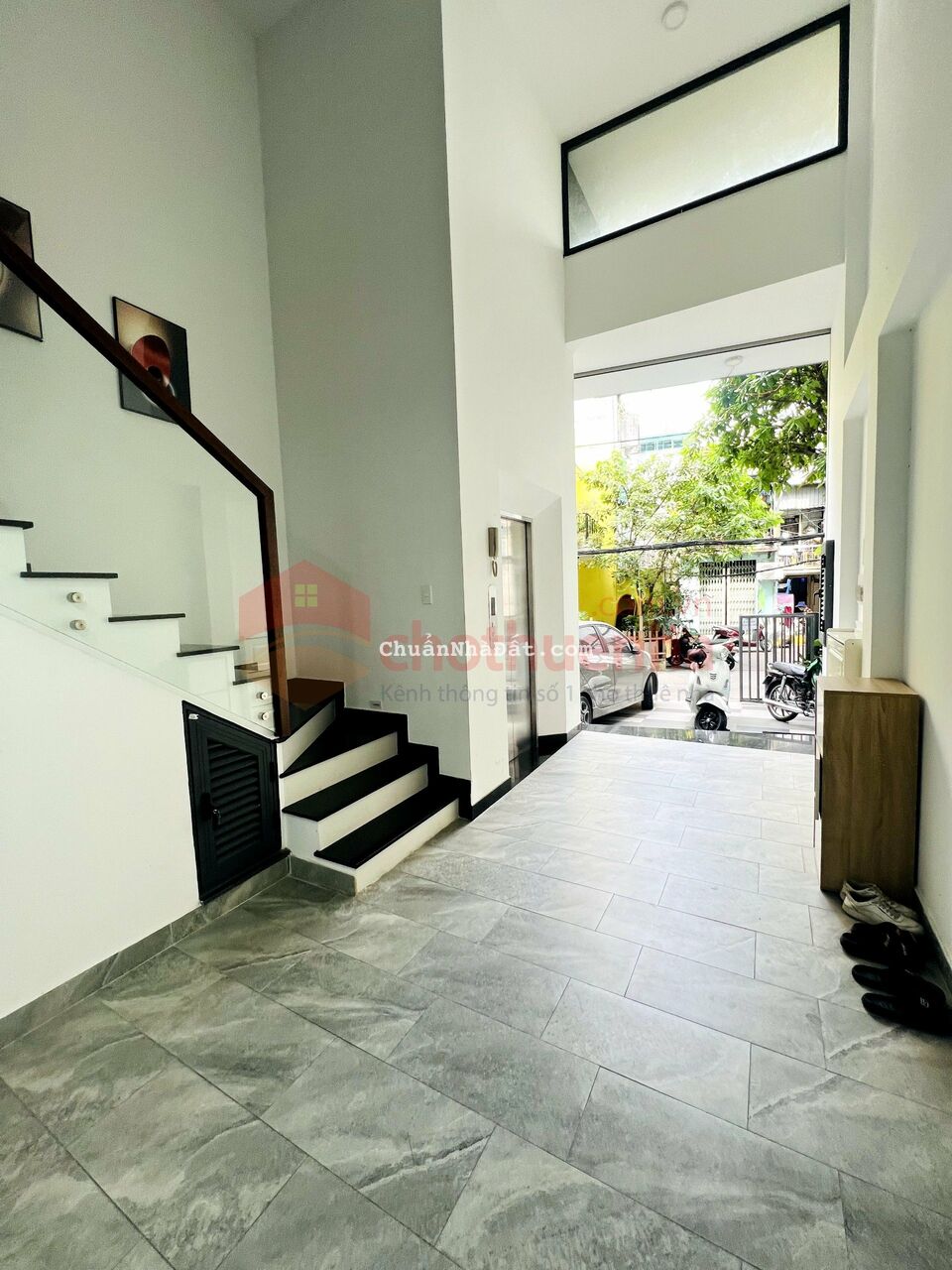 Cho Thuê Nhà Đường Lý Chính Thắng, Phường 8, Quận 3 ( 4x20 ) 3 Lầu, Thang máy - giá 70tr Cho Thuê Nhà Đường Lý Chính Thắng, Phường 8, Quận 3 ( 4x20 ) 3 Lầu, Thang máy - giá 70tr