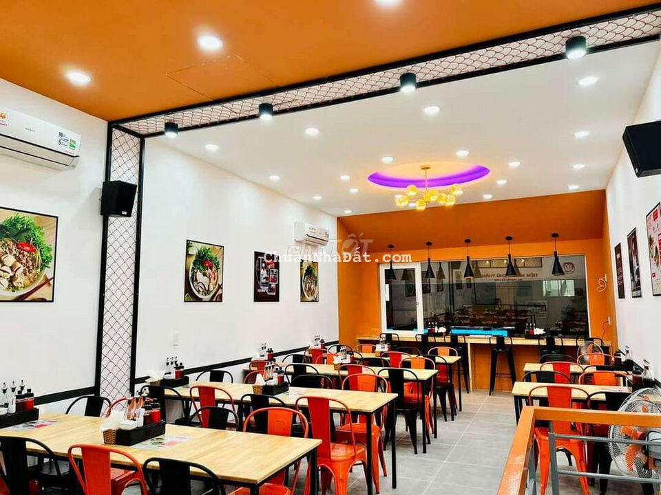 Cho Thuê Nhà Mặt Tiền Nguyễn Công Trứ, Quận 1 ( 4,6m x 11m ) - Vỉa hè rộng - Giá 60tr Cho Thuê Nhà Mặt Tiền Nguyễn Công Trứ, Quận 1 ( 4,6m x 11m ) - Vỉa hè rộng - Giá 60tr