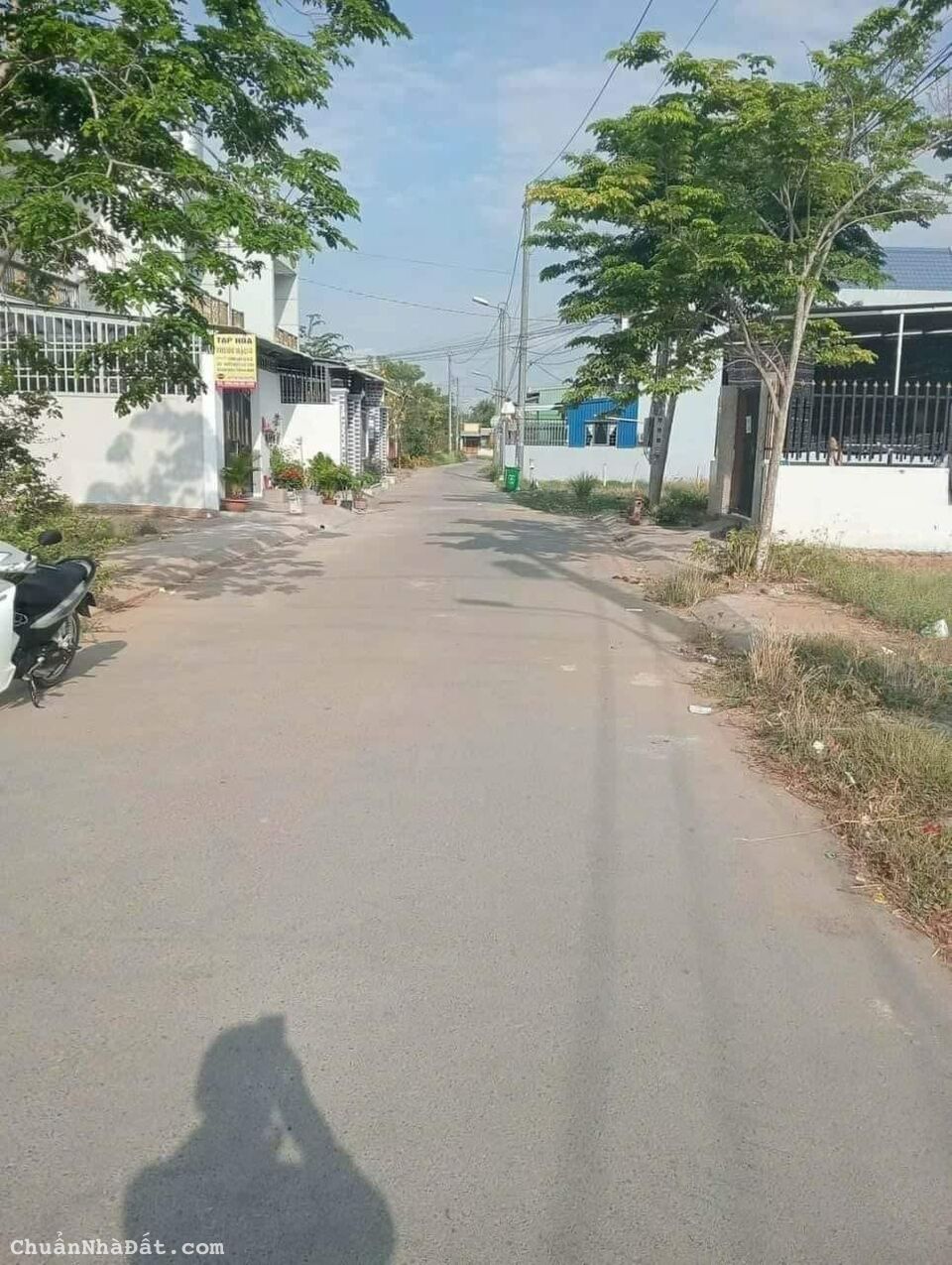 Định cư chỗ khác cần ra hàng gấp đất ở KÊNH A, Lê Minh Xuân,Bình Chánh ,110m2 giá 2.32 tỷ Định cư chỗ khác cần ra hàng gấp đất ở KÊNH A, Lê Minh Xuân,Bình Chánh ,110m2 giá 2.32 tỷ