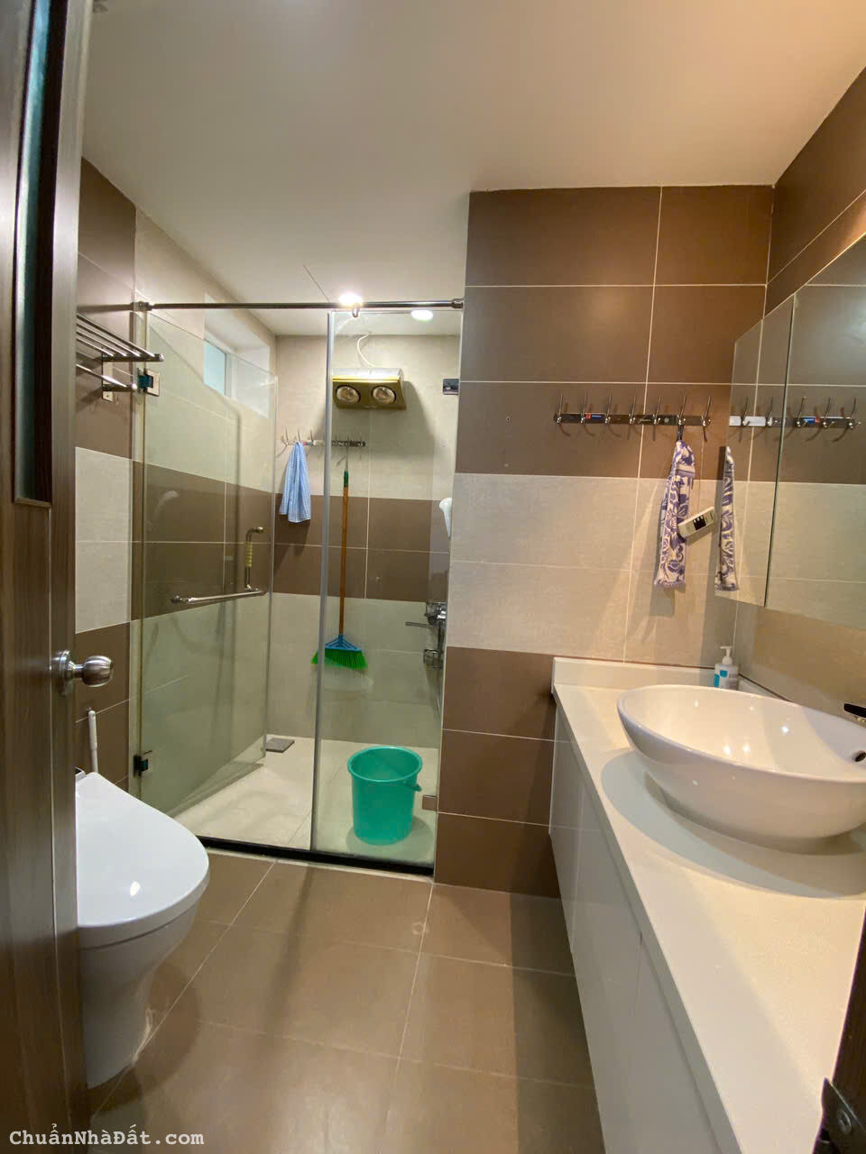 Cho thuê căn hộ tầng trung Berriver Long Biên 90m2 2PN Full đồ giá 14tr.