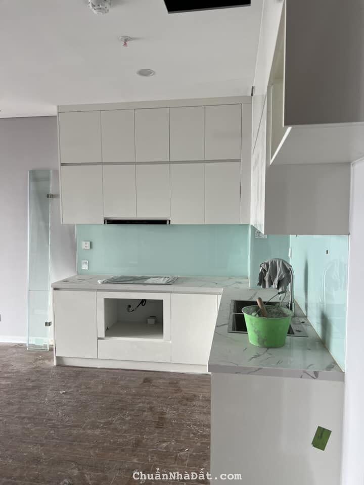 Cho thuê căn hộ Bình Minh Garden, 100m2 3PN nội thất cơ bản giá 12tr.