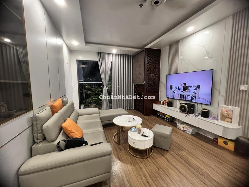 Cho thuê căn hộ Bình Minh Garden Đức Giang, 100m2 3 Phòng ngủ Full đồ nhà đẹp giá 14tr.