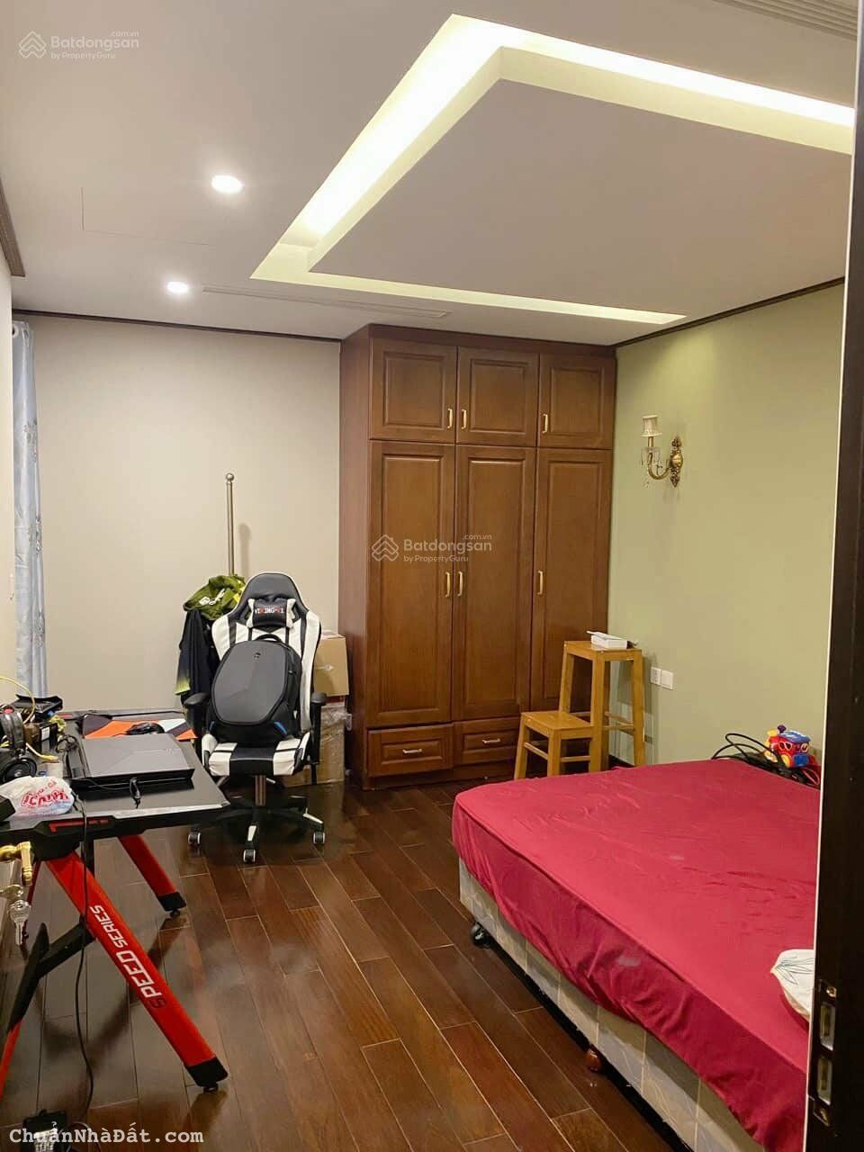 Cho thuê căn hộ HC Golden Bồ Đề, Long Biên 2PN 2WC Full đồ giá 12,5tr.