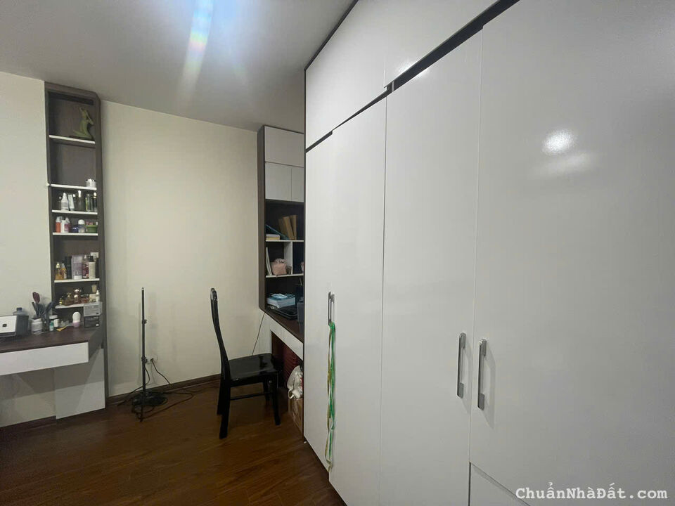 Cho thuê căn hộ Homeland Thượng Thanh 65m2 2PN Full đồ giá 10tr.