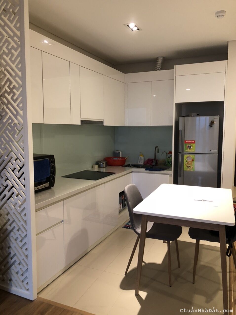 Cho thuê căn hộ Mipec Riverside 85m2 2Pn Full đồ tầng đẹp giá 15tr.