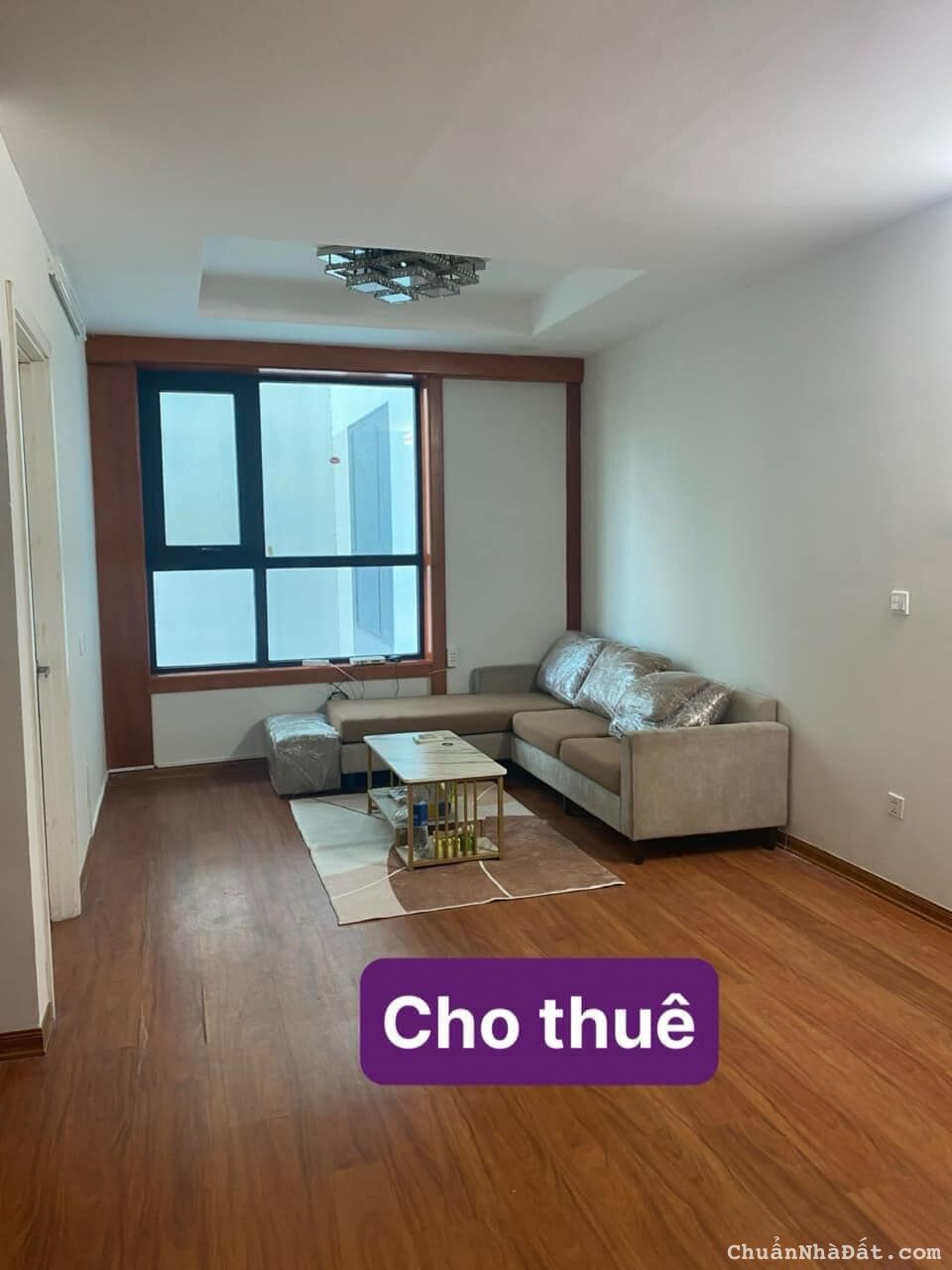 Cho thuê căn hộ Valencia C Việt Hưng 61m2 2PN full đồ 7tr LH:0388611108.