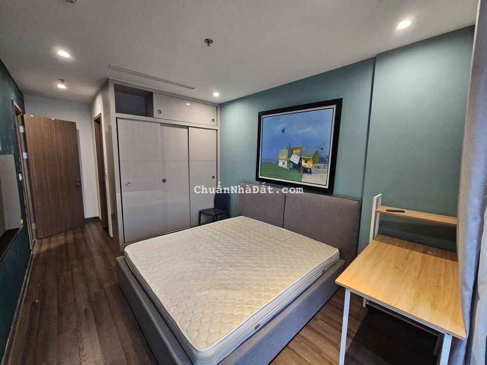 Cho thuê căn hộ Vinhomes Riverside 3PN Full đồ cực đẹp.