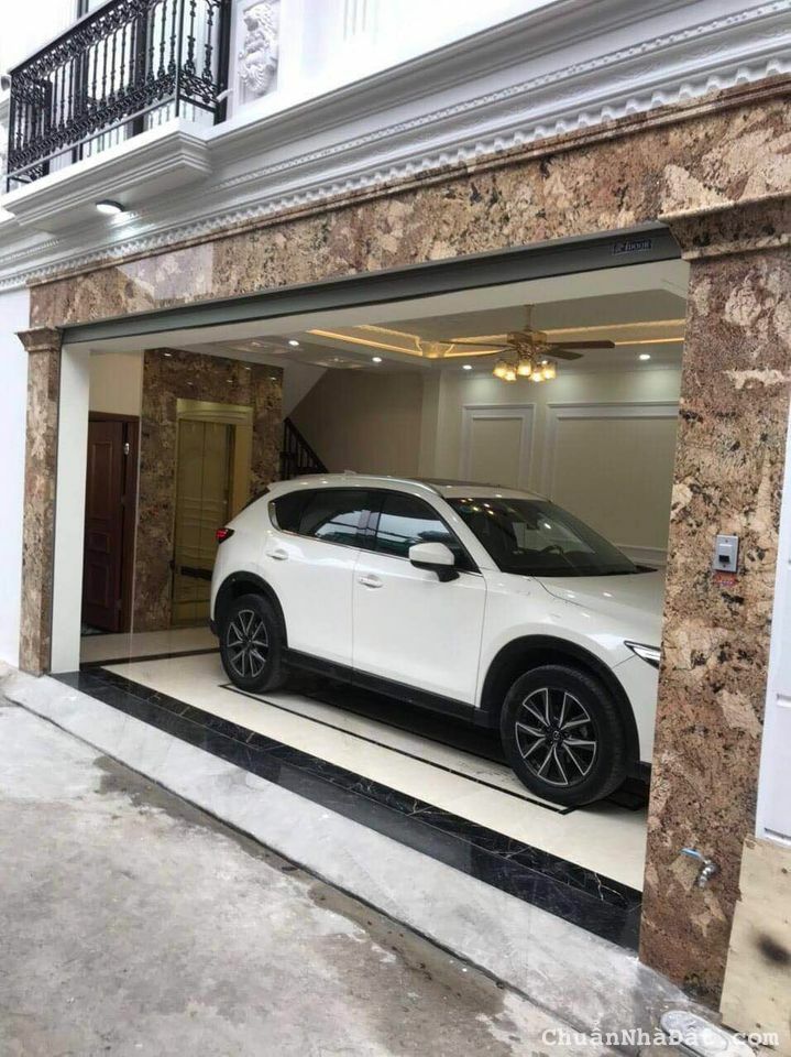 Cho thuê nhà riêng Giang Biên 45m2 6 tầng có gara oto full đồ cực đẹp giá 15tr.