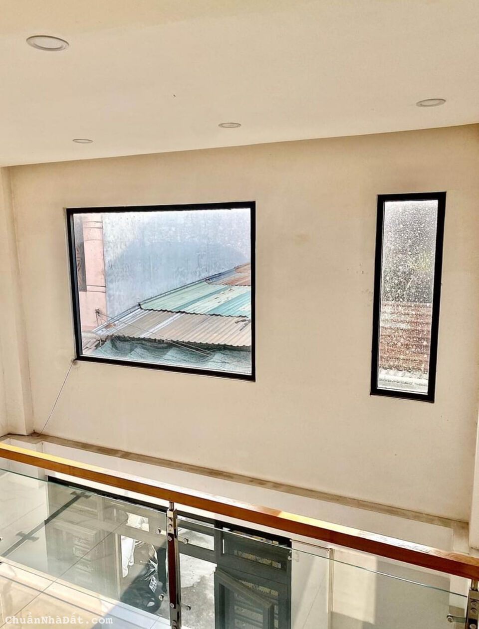 Nhà nhỏ xinh 36m2 xây 1trệt 2 lầu với giá 2tỷ350 tại Nguyễn Thiện Thuật,Q3 gần tiểu học Nguyễn Thie