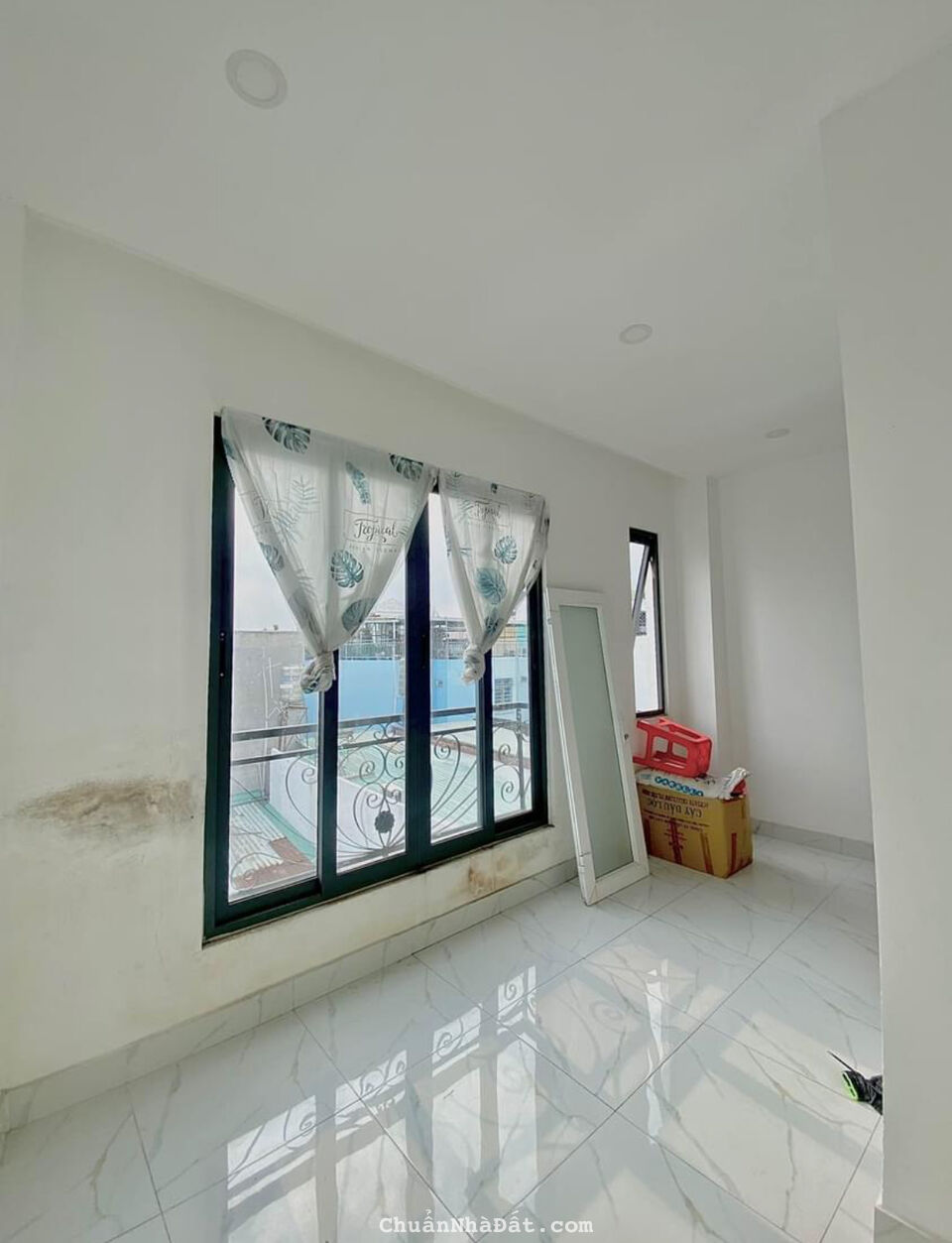 Nhà nhỏ xinh 36m2 xây 1trệt 2 lầu với giá 2tỷ350 tại Nguyễn Thiện Thuật,Q3 gần tiểu học Nguyễn Thie