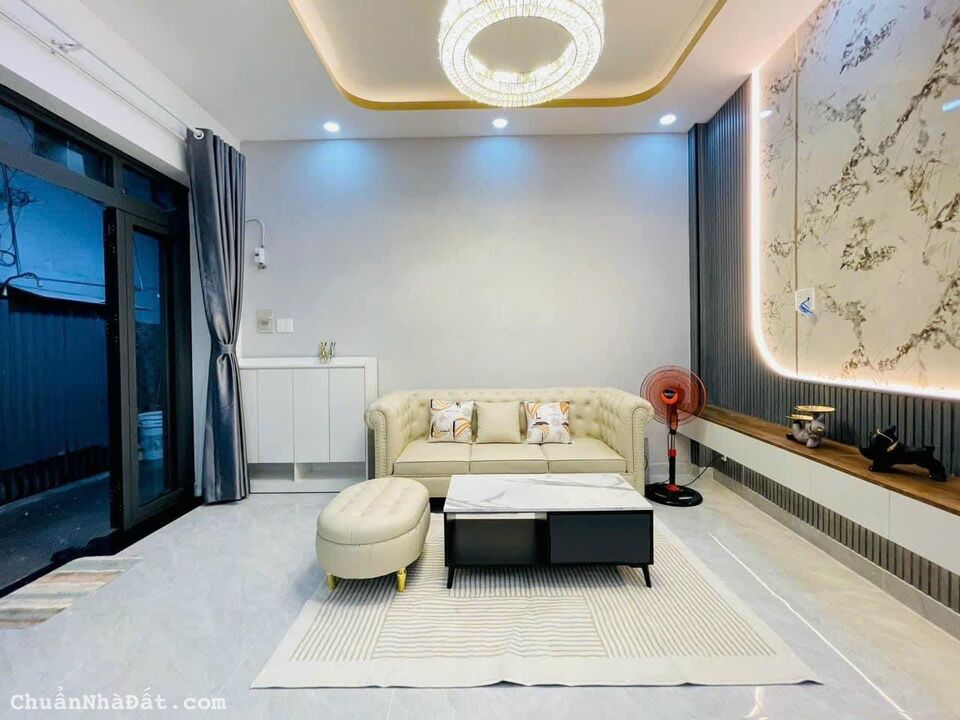 Bán nhà xây 1 trệt 2 lầu 119m2 đường Pasteur,Q3 giá 8tỷ550 gần THPT Marie Curie.Hẻm xe hơi.