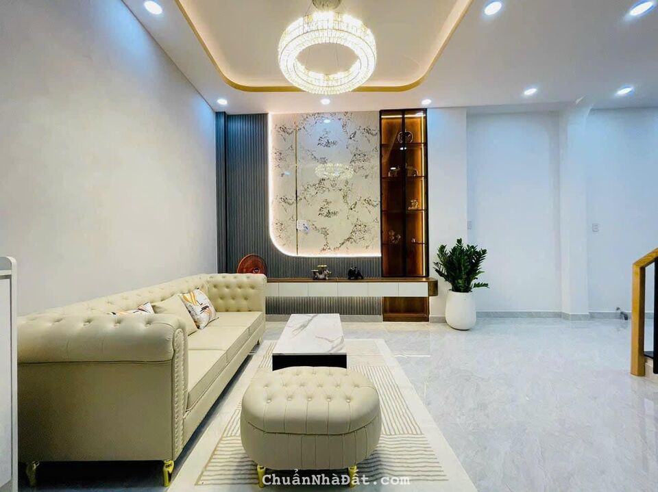 Bán nhà xây 1 trệt 2 lầu 119m2 đường Pasteur,Q3 giá 8tỷ550 gần THPT Marie Curie.Hẻm xe hơi.